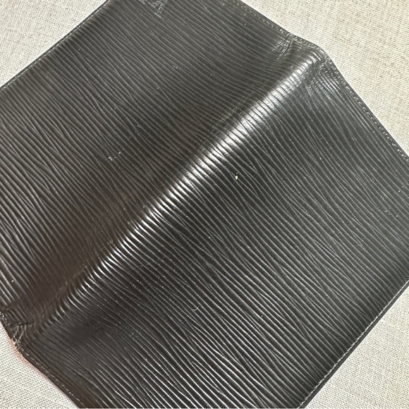 AUTHENTIC Louis Vuitton Wallet/billfold. Black. - Picture 5 of 16